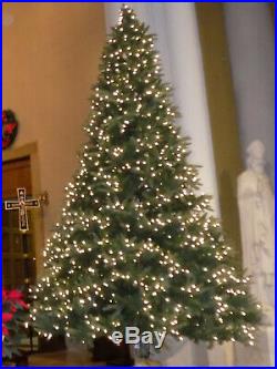 12′ Beaumont Pre lit Artificial Christmas tree