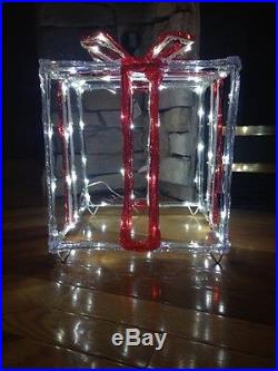 12 LED Lighted Gift Box Christmas Decoration w 80 White LED Lights NEW