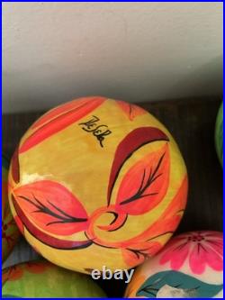 16 Hand-Painted Decorative Balls Signed De Seta Mexican Folk Art Paper Mache 16 Hand-Painted Decorative Balls Signed De Seta Mexican Folk Art Paper Mache