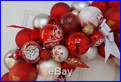 24 Glass Ornament Valentine Holiday Christmas Wreath Red White Hearts Snowflake