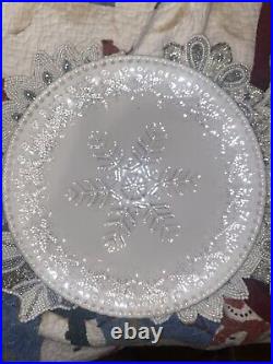 24 pier 1 Imports Exclusive Snowflake Embossed Rare dinner salad bowl srvc 4