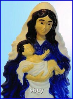2 Piece Nativity Set Classic Joseph & Mary Holding Baby Jesus Home Holiday Decor