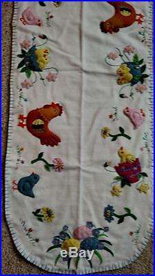 45 Hand made Wool Flannel Flowers Egg Hen Chick Applique EASTER Table Runner
