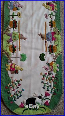 46 Hand made Wool Flannel Flowers RABBIT Bunny Applique EASTER Table Runner #C