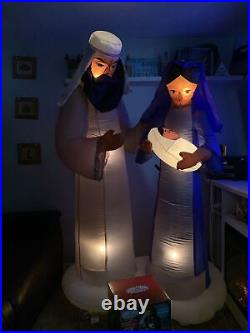 6.5′ Lighted CHRISTMAS INFLATABLE AFRICAN AMERICAN HOLY FAMILY Jesus Nativity