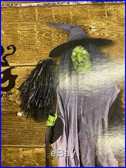 6 /72 Gemmy Evil Witch with Broom Indoor Animated Halloween Yard Prop Lifesize