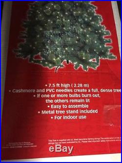 7.5' 600 clear lights 1170 tip Christmas tree