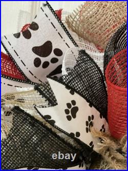 Animal Lover Wreath There's Like A Lot Of Animals In Here Wreath 24 Paw Print