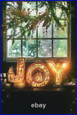 Anthropologie Wonderland Scene Monogram Light-Up Winter Decoration Letter S