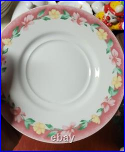 Atmosphere By Pfaltzgraff Porcelain Grandma's Kitchen 36 Peices