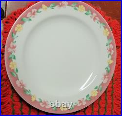 Atmosphere By Pfaltzgraff Porcelain Grandma's Kitchen 36 Peices