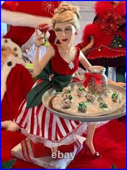 BEAUTIFUL! Katherine’s Collection MEET ME UNDER the MISTLETOE Lady with Tray