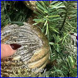 Balsam Hill Pine Peak 28 Wreath Open Box (Box damage/Broken Ornament) $199-Retu