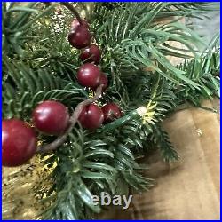 Balsam Hill Pine Peak 28 Wreath Open Box (Box damage/Broken Ornament) $199-Retu