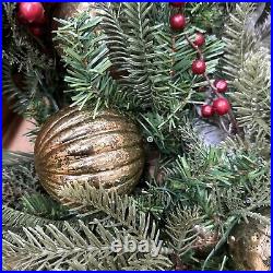 Balsam Hill Pine Peak 28 Wreath Open Box (Box damage/Broken Ornament) $199-Retu