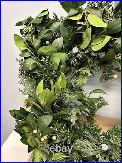 Balsam Hill White Berry Cypress Foliage 28 prelit Battery operated-LIGHT ISSUE