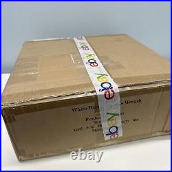 Balsam Hill White Berry Cypress Foliage 28 prelit Battery operated-LIGHT ISSUE