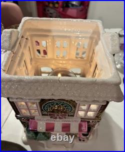 Bath & Body Works 2019 Holly Jolly Christmas Corner Candle Luminary Retired