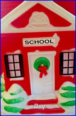 Blowmold Vtg Christmas Rare SCHOOL HOUSE HTF Large Size Lighted Lawn Ornament