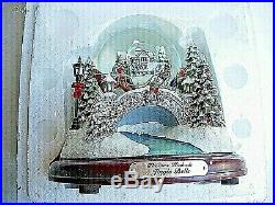 Boxed Unused Condition Thomas Kinkade Illuminated Musical Jingle Bell Snow Globe