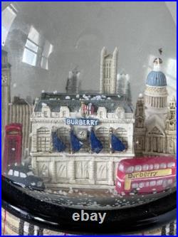Burberry Tartan Plaid Iconic Designer London Snow Globe Vintage immaculate Condi