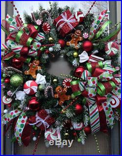CHRISTMAS BOUTIQUE WINDOW Holiday Gingerbread Candy Wreath Decoration