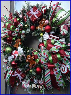 CHRISTMAS BOUTIQUE WINDOW Whimsical Holiday Gingerbread Candy Wreath