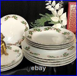 Christmas Holly Holiday Dishes Kashima All the Trimmings 12 Dinner pieces