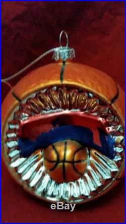 Christmas /holiday sport ornament basketball glass new