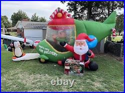 Colossal Animated Santa & Elf Helicopter Christmas Airblown 18.5 Ft (READ)