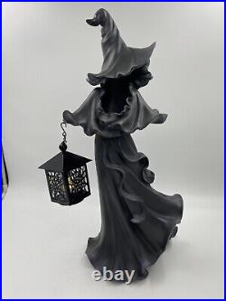 Cracker Barrel 18 Black Resin Halloween Witch With LED Lantern Item In Hand