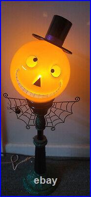 Cracker Barrel Lit Pumpkin Street Light Lamp Post Halloween Decor HARD TO FIND