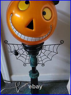 Cracker Barrel Lit Pumpkin Street Light Lamp Post Halloween Decor HARD TO FIND