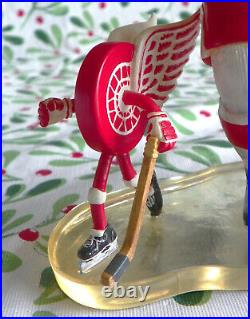 DANBURY MINT SANTA & MRS. CLAUS NHL DETROIT RED WINGS HOCKEY FIGURINES WithCOA