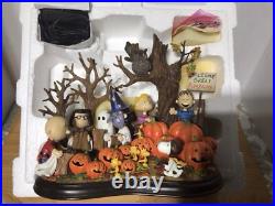 Danbury Mint Welcome Great Pumpkin Peanuts Gang Lighted Tested Working