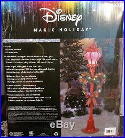 Disney Mickey Mouse 5' Christmas Holiday Lamp Post with Wreath LED Lights NIB