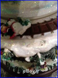 Disney Tabletop Christmas Tree The Wonderful World Of Disney Hawthorne Village