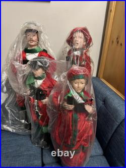 Fabric Caroler Family Set of 4 25-34 Red Green Christmas