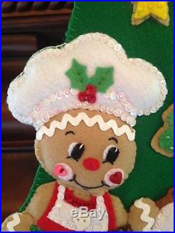 Finished Design Works Felt Christmas Stocking Gingerbread Bakers Bucilla
