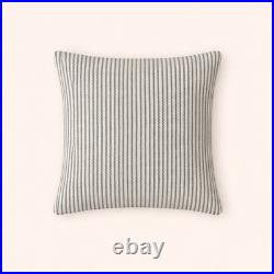 Frette Giglio Woven Euro Pillowcase 26×26 Ivory / Navy Blue NWT