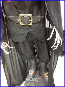 Frontgate Grandinroad Halloween Headless Man Life Size Haunted House Prop 5'10
