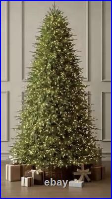 GET IT TODAY FOR XMAS! 9 ft Grand Duchess Full Balsam Fir PreLit LED Tree T28