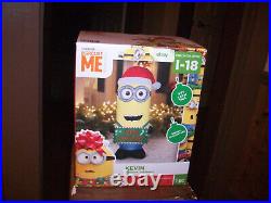 Gemmy 5' Airblown Christmas Minion Kevin With Santa Hat and Sign Inflatable