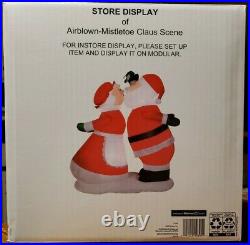 Gemmy 6 ft Lighted Santa Mrs Claus Kissing Under Mistletoe Inflatable Sealed