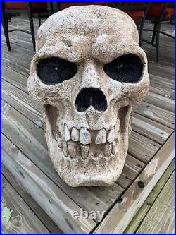 Gemmy Giant 20 Human Halloween Skull Sculpture Prop Decor Indoor/outdoor HEAVY