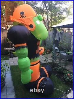 Giant Airblown Football Player Inflatable Pumpkin Hollow Gemmy Halloween Decor