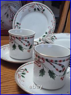 Gibson Everyday Vintage Festive Traditions Christmas Dishes 40 Pcs Service 8