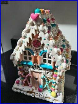 Gisela Graham Large Polydough Led Sweet Gingerbread House Christmas Decoration