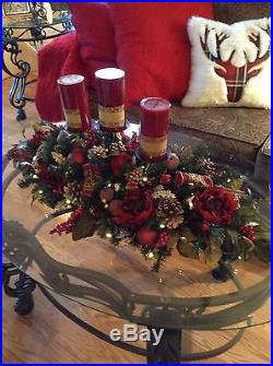 Gorgeous Cordless Christmas Centerpiece with candle holders for your table