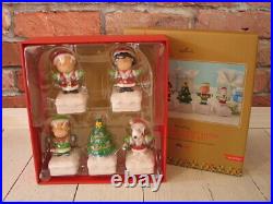 Hallmark 2015 Peanuts Gang Christmas Light Show Collector's Set New in Box